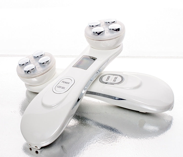 Instrument multifonctionnel de soin de rajeunissement de la peau (Multifunctional skin rejuvenation care instrument )inst
