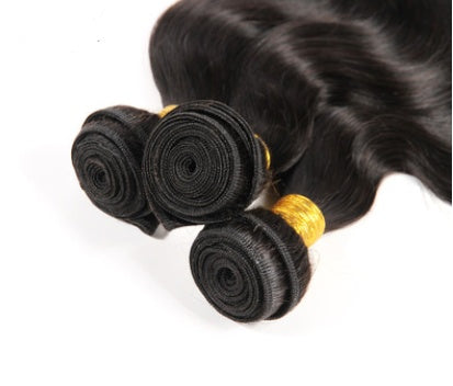 Notre perruque de cheveux brésiliens de 14 pouces est la quintessence de la beauté naturelle. Par sa longueur moyenne, elle offre une grande flexibilité en coiffure,