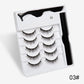 Faux cils avec des aimants à la mode (A Pair Of False Eyelashes With Magnets In Fashion)acc